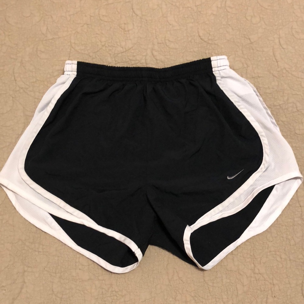 5/$25 Sale!! || Nike Dri-Fit Shorts - Sz XS